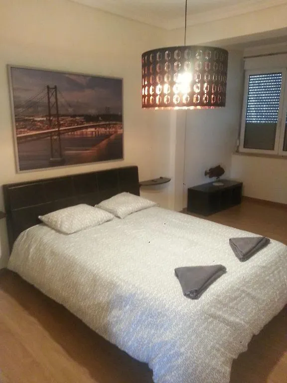 Central Lisbon Luxury Apartment